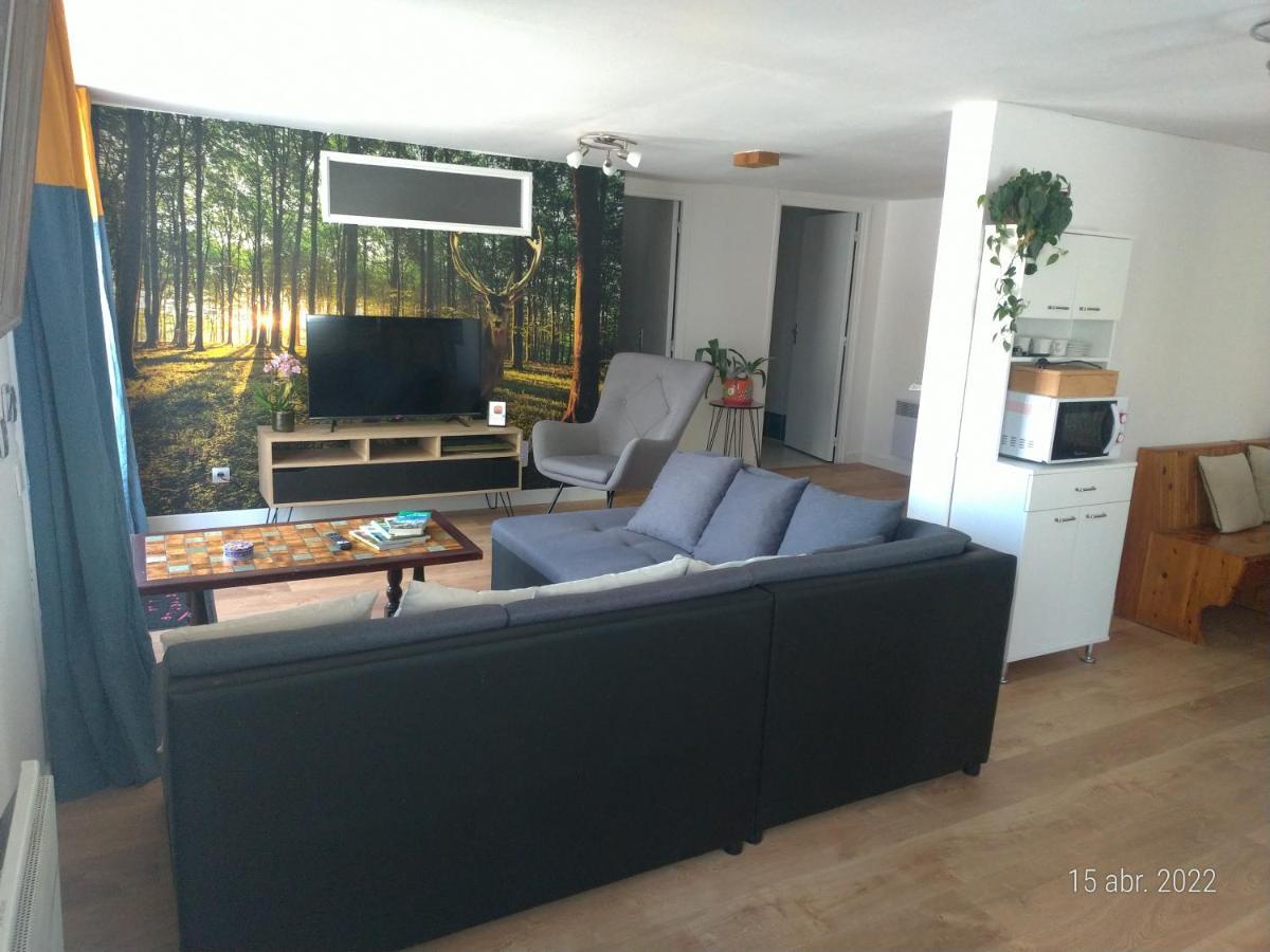 Les Guernazelles Apartment บราเซอร์ส ภายนอก รูปภาพ