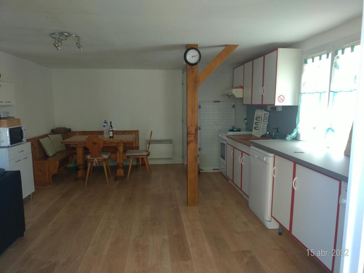 Les Guernazelles Apartment บราเซอร์ส ภายนอก รูปภาพ